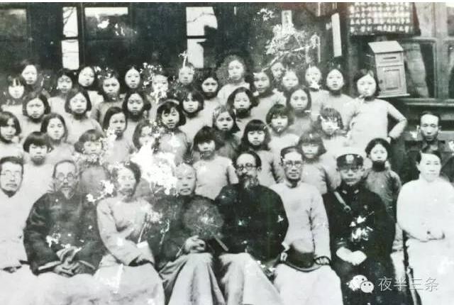 “紀(jì)念建黨95周年”:救國(guó)運(yùn)動(dòng)從夢(mèng)草公園開(kāi)始