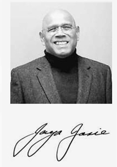 重振世界經(jīng)濟(jì) 體現(xiàn)責(zé)任擔(dān)當(dāng)(聚焦G20杭州峰會(huì))——國(guó)際人士寄語(yǔ)