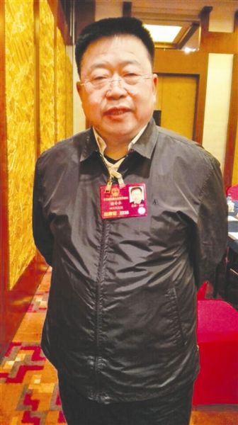 全國(guó)人大代表謝開(kāi)華：四川即將推出“一帶一路”重點(diǎn)國(guó)家地區(qū)投資指南