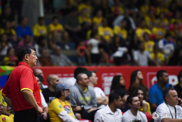 男籃奧運熱身巴西 趙繼偉奮力進攻