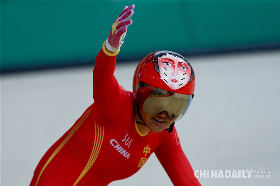 鐘天使/宮金杰自行車女團(tuán)競速?zèng)Q賽奪金