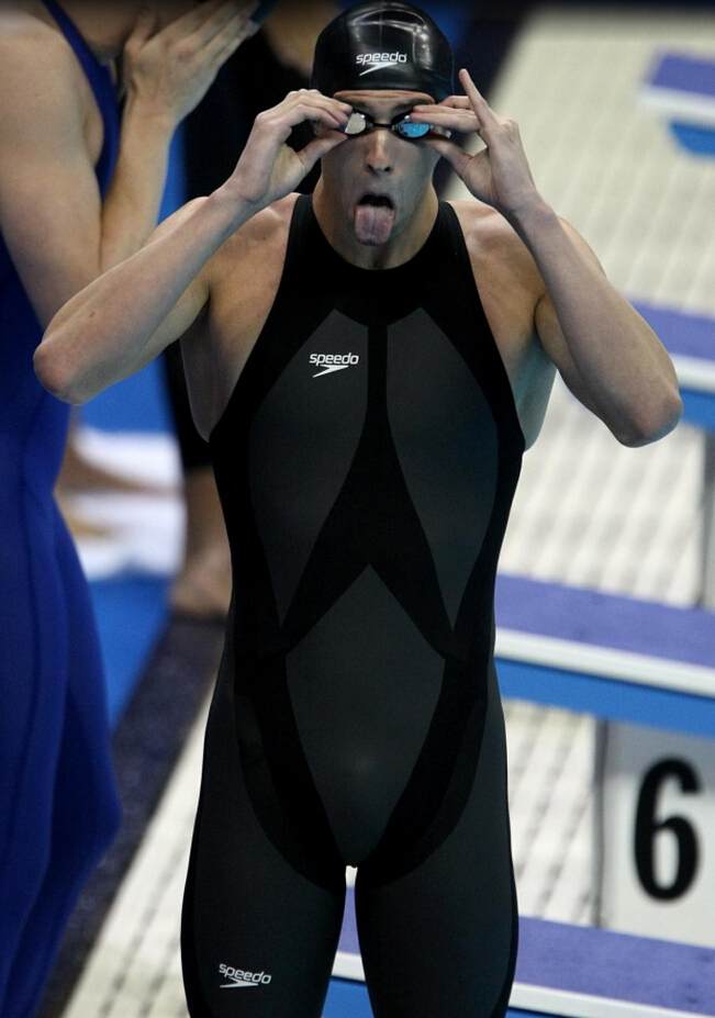 水中速度與激情“戰袍”不能少 奧運泳衣進化史