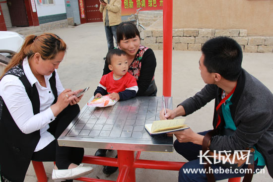 [網(wǎng)絡媒體走轉(zhuǎn)改]總書記囑托催奮進 太行山村舊貌換新顏