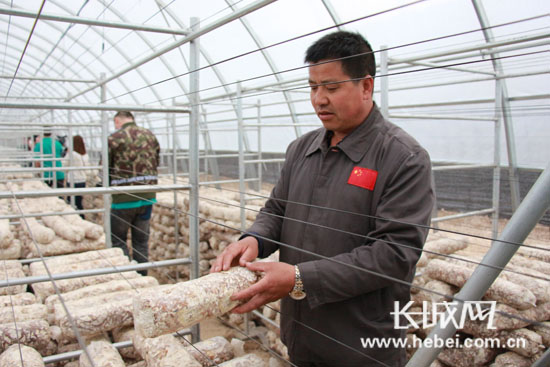 [網(wǎng)絡媒體走轉(zhuǎn)改]總書記囑托催奮進 太行山村舊貌換新顏