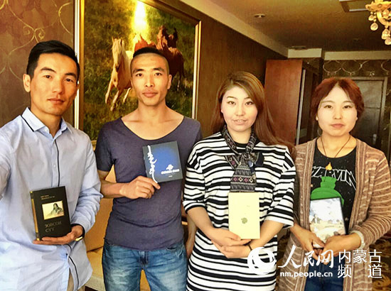 [治國(guó)理政新實(shí)踐·內(nèi)蒙古篇]內(nèi)蒙古：大力發(fā)揚(yáng)＂蒙古馬＂精神 著力推進(jìn)供給側(cè)改革