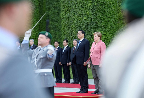 外媒評李克強訪德:開啟一場中國“魅力攻勢”