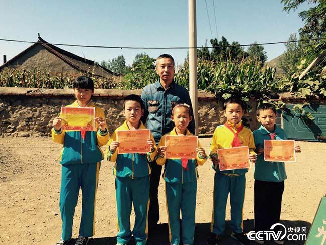 向退役軍人致敬!褪下戎裝,他們還是那個兵!