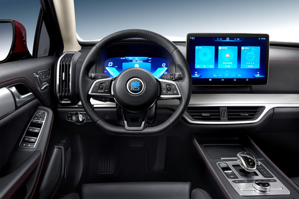 全面進(jìn)入造車新時(shí)代 比亞迪汽車強(qiáng)勢出擊北京車展