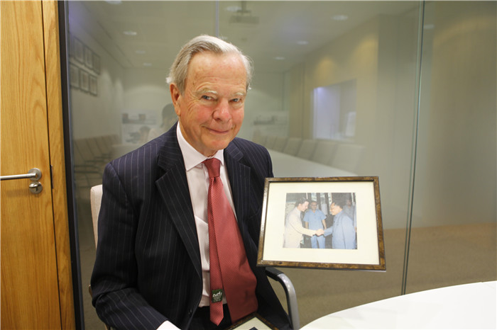 英國駐中國大使館前商務參贊休·戴維斯:40年改革只是開始