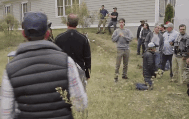 老虎撲人驚悚瞬間 真相原來是這樣