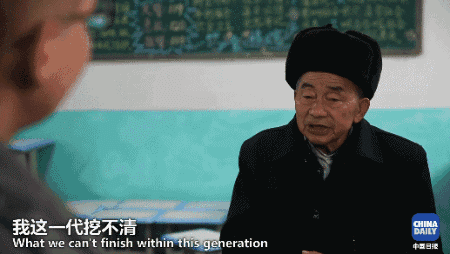 解碼中國丨這位當代“愚公”在懸崖峭壁上鑿出7千米水渠，現實比神話傳說更震撼！