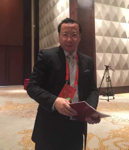 華表獎寄語:<SPAN>卡羅琳集團董事長樊炎冰</SPAN>