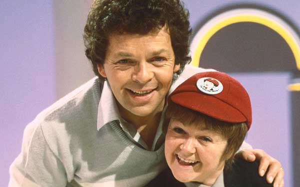 最萌身高差有科學依據(jù):研究稱夫妻身高差越大妻子越幸福