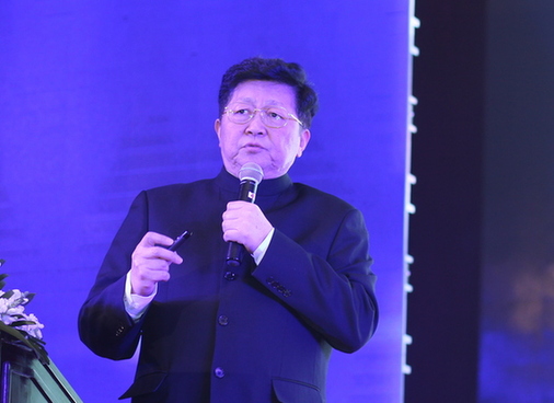 《?；ㄔL談》之中房集團(tuán)理事長(zhǎng)孟曉蘇 房地產(chǎn)今后的發(fā)展趨勢(shì)