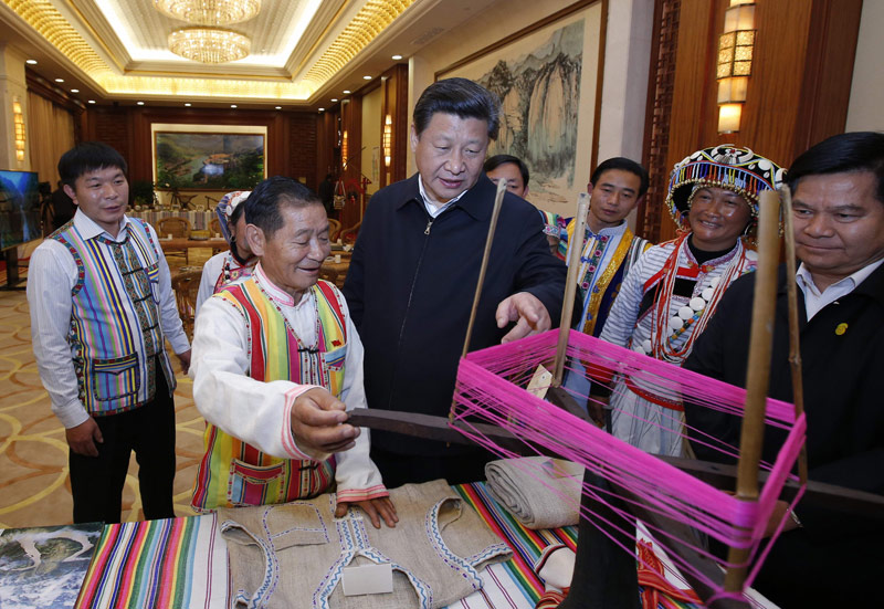 2015年習近平與群眾在一起的親密瞬間