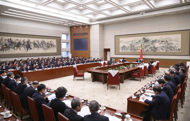 李克強主持召開國務院全體會議討論《政府工作報告(征求意見稿)》和《“十三五”規劃綱要(草案)(征求意見稿)》