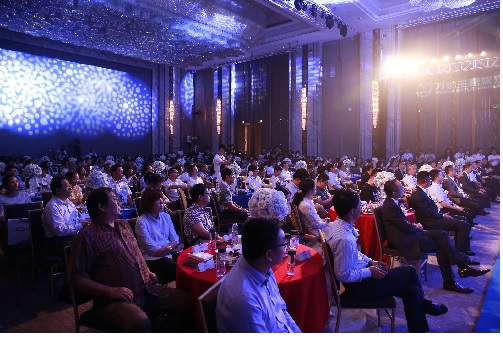 “萬(wàn)達(dá)城 南昌行”簽約大會(huì)成果豐碩 億元讓利上海消費(fèi)者