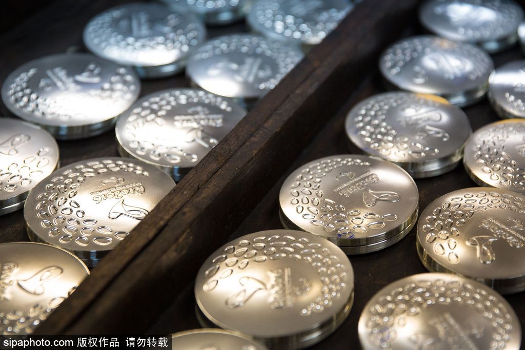 探秘里約奧運會獎牌制作過程 將是最環(huán)保獎牌