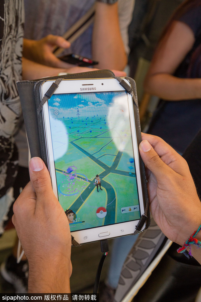 意大利羅馬：Pokemon Go玩家舉行首次集會(huì) 皮卡丘萌化人心