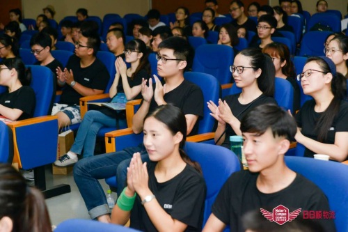 日日順物流 創(chuàng)客訓(xùn)練營盛大開營