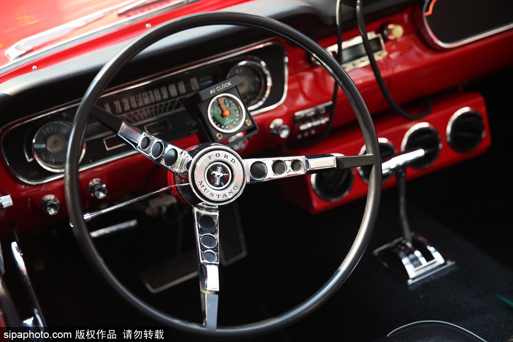 稀有古董車大集結 莫斯科舉行復古車游行