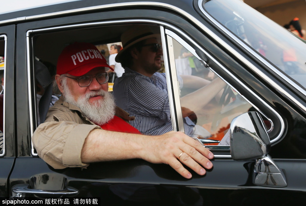 稀有古董車大集結 莫斯科舉行復古車游行