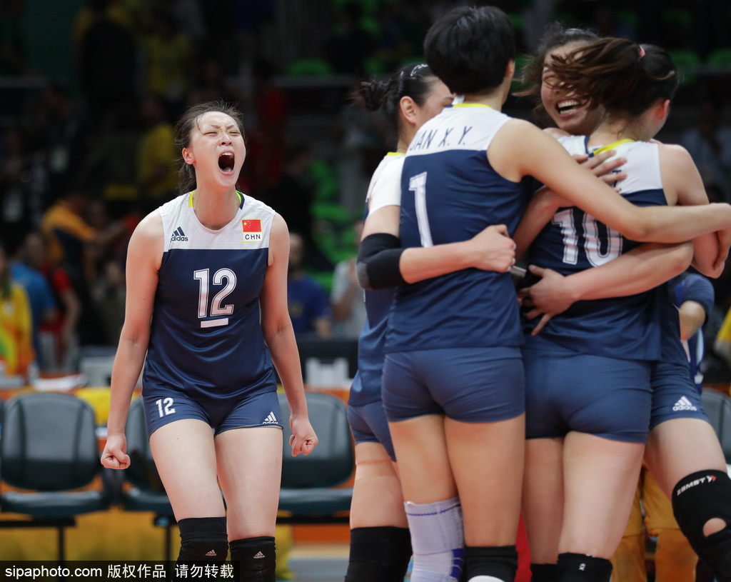 中國女排勇奪金牌 回顧冠軍之路的精彩瞬間