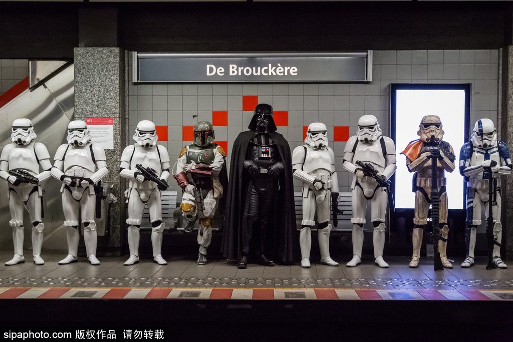 比利時(shí)動(dòng)漫節(jié)：帝國士兵霸氣現(xiàn)身地鐵站 各種超萌角色嗨不停