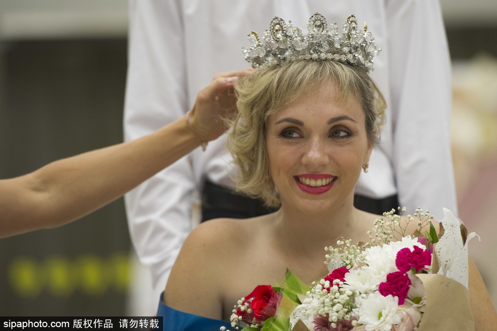 俄羅斯輪椅小姐選美大賽 身殘志堅展現別樣美麗