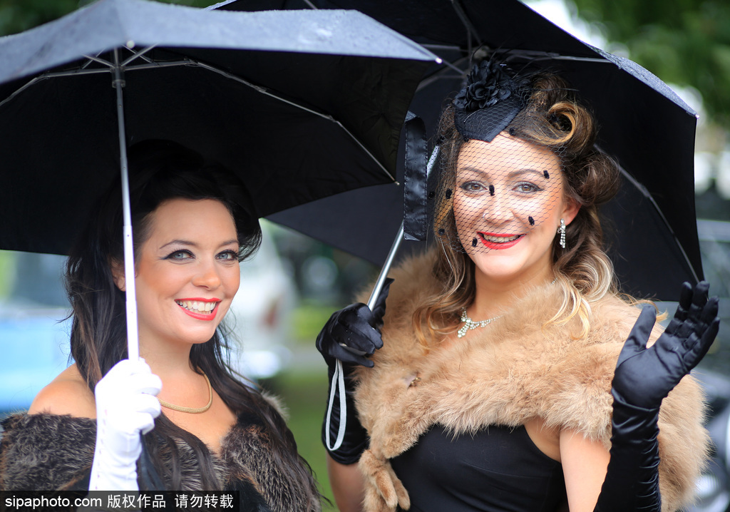 英古德伍德復古會 民眾復古裝搭配老爺車韻味十足