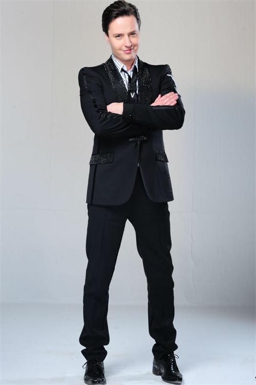 國慶去哪兒？汪涵現身萬人盛宴，就約你隆里古城見！