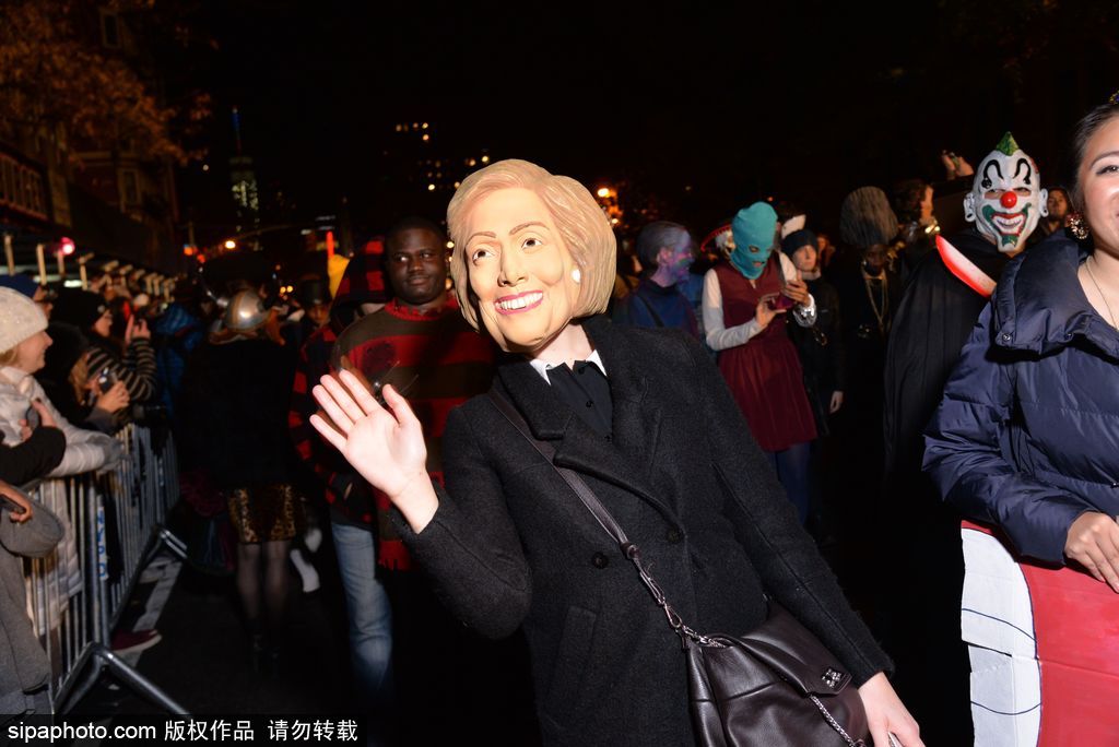 當美國大選遇上萬圣節(jié) 盤點節(jié)日期間的“特朗普希拉里”