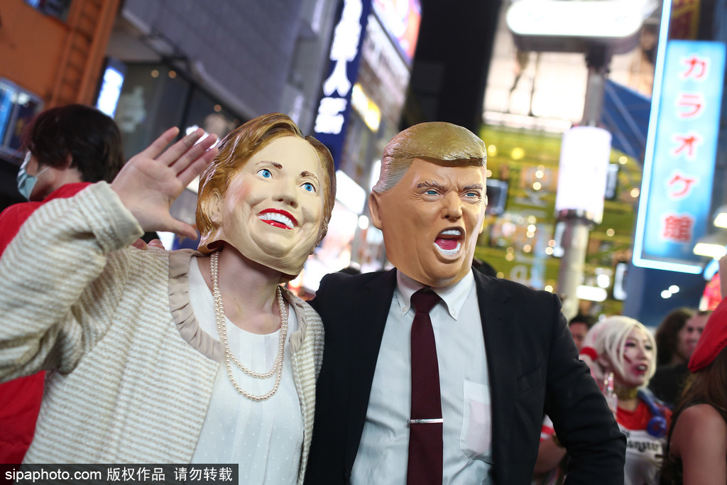 當(dāng)美國(guó)大選遇上萬(wàn)圣節(jié) 盤點(diǎn)節(jié)日期間的“特朗普希拉里”