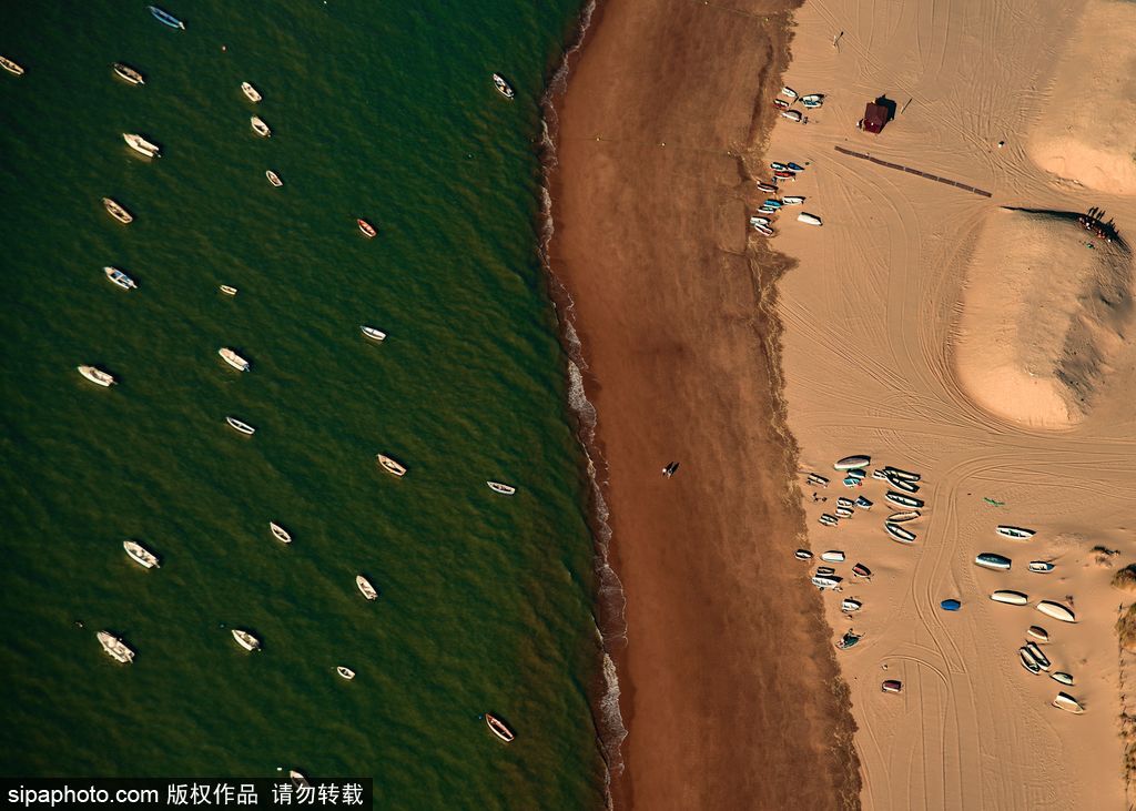 被上帝親吻的地方 航拍西班牙安達(dá)魯西亞震撼秋色