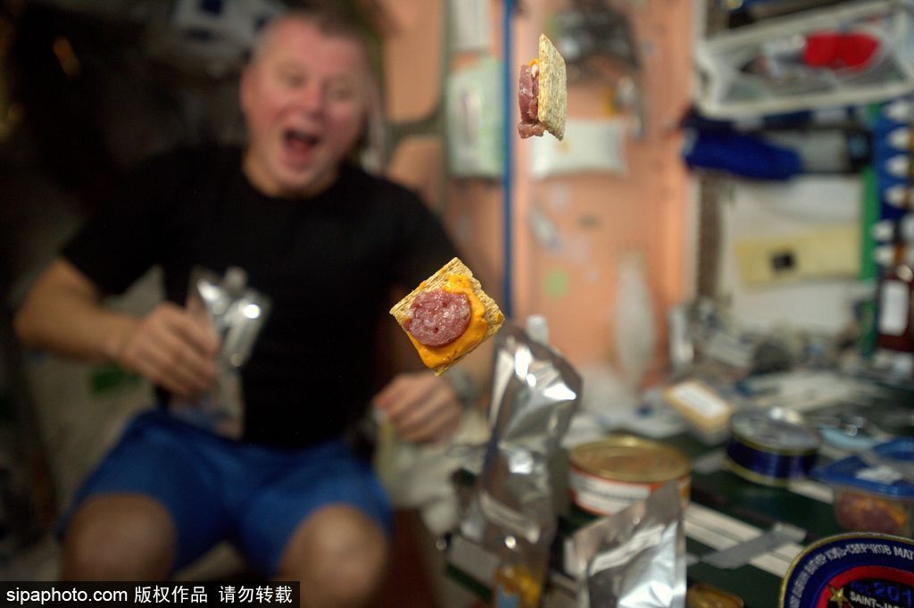 來(lái)自宇宙的問(wèn)候 法國(guó)宇航員太空“日記”更新