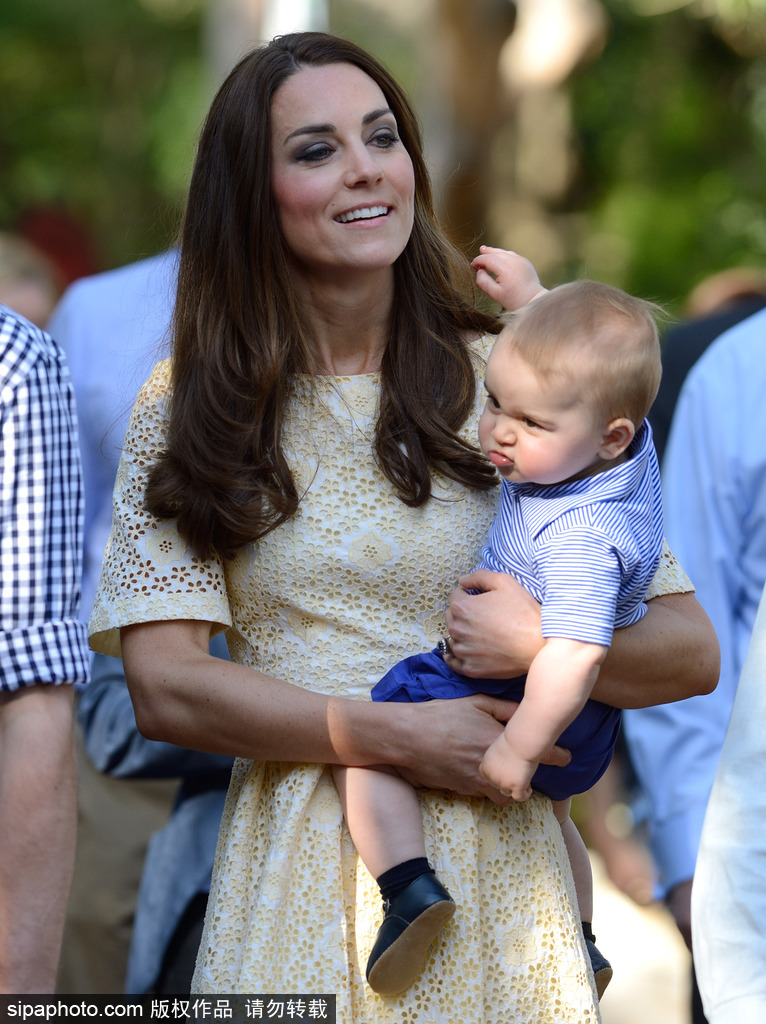 論抱娃我只服英國凱特王妃 王子公主萌態百出