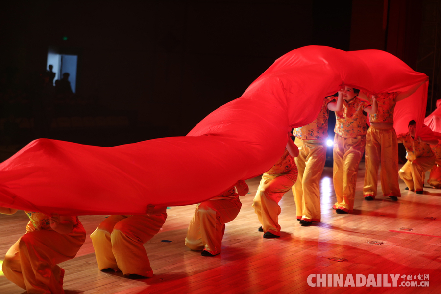 長春女子監獄舉辦春晚 獄警與服刑人員共度新春佳節