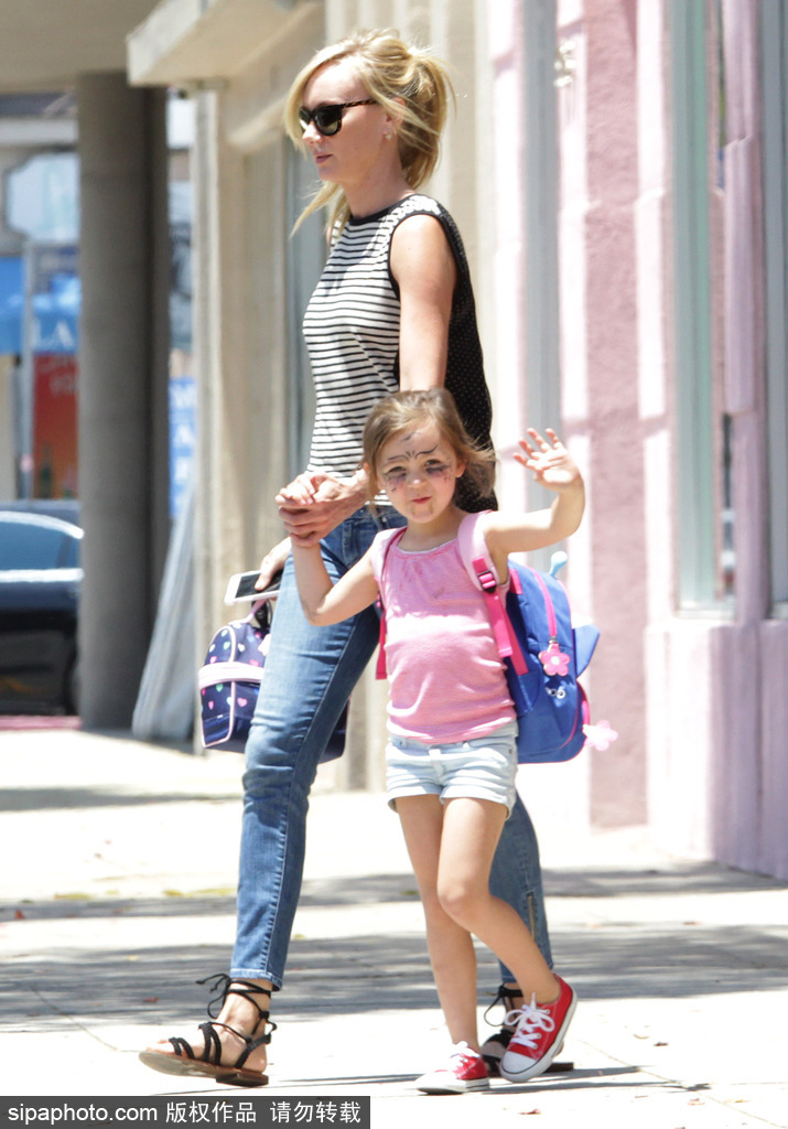 又到一年開學(xué)季 盤點(diǎn)好萊塢萌娃星二代上學(xué)路