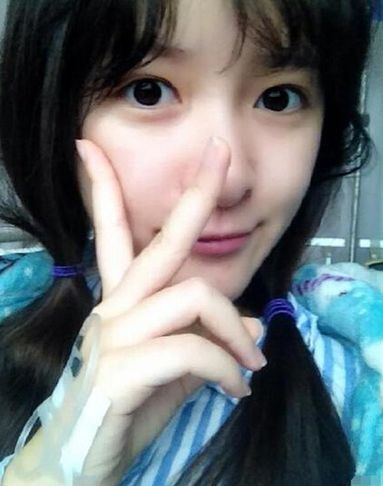 不滿(mǎn)20歲國(guó)產(chǎn)女星顏值PK：關(guān)曉彤歐陽(yáng)娜娜不是最美