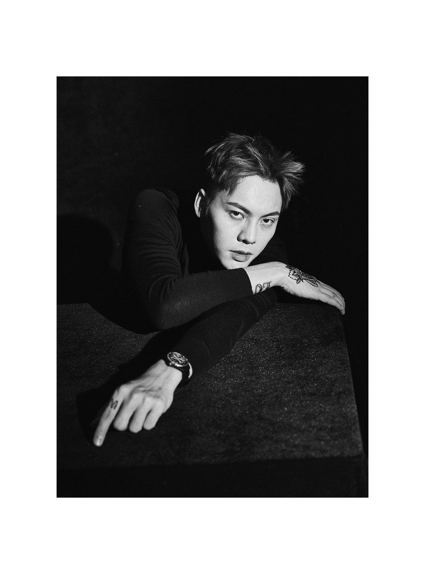 陳偉霆“極簡主義”造型 詮釋型男獨特范本