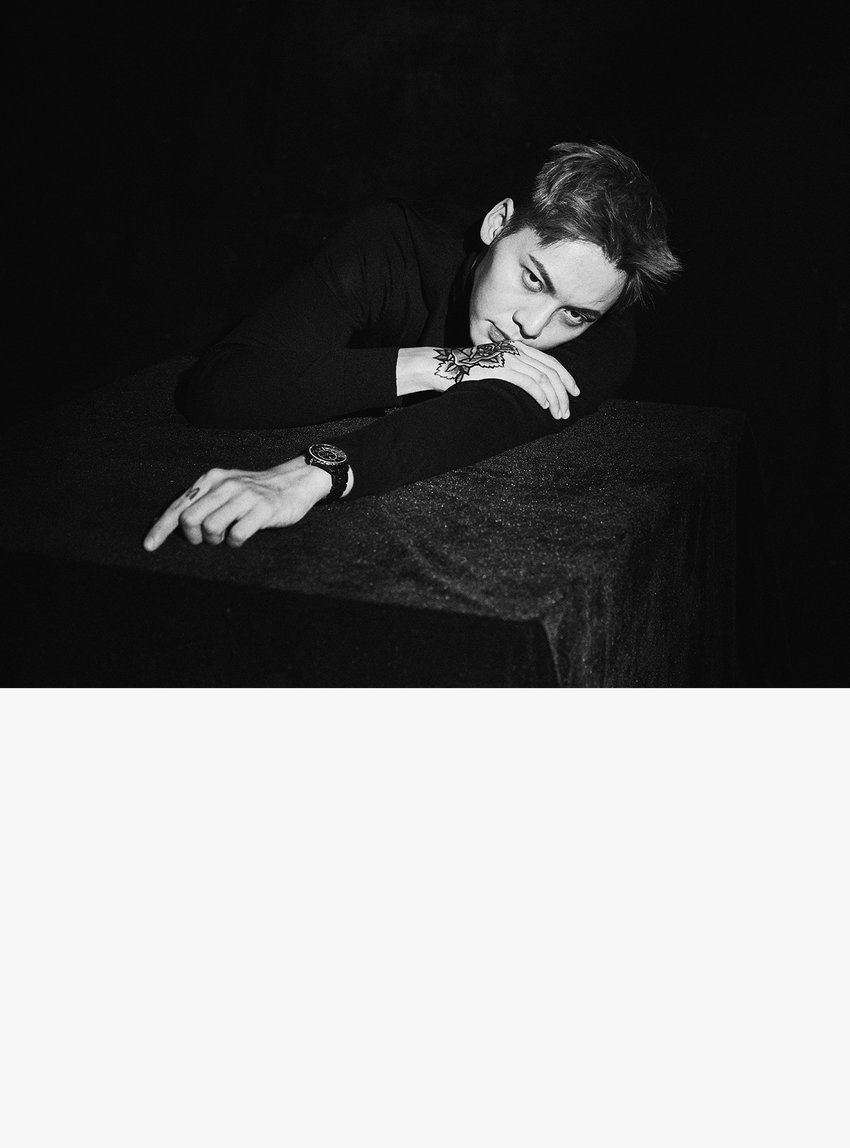 陳偉霆“極簡主義”造型 詮釋型男獨(dú)特范本