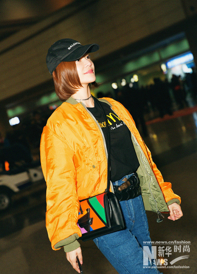 換季發(fā)愁穿什么？明星早春穿搭為你做示范