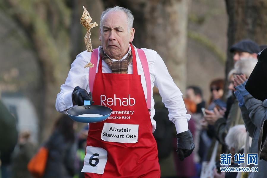 英國(guó)：議會(huì)的顛煎餅跑比賽