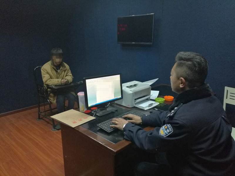 小伙花光結(jié)婚錢(qián)后行竊 因辦婚禮警方蹲守4天延遲抓捕(圖)