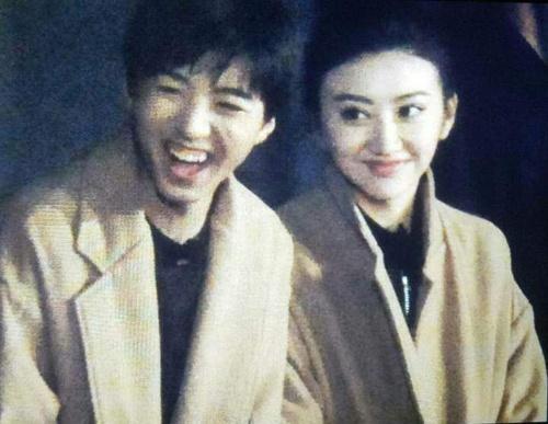 《少年團》路透照曝光 景甜背王俊凱“姐姐力”爆棚