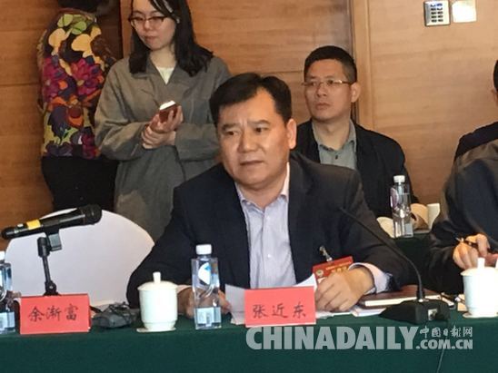 全國(guó)政協(xié)委員張近東:農(nóng)村電商大有可為,三天賣掉600萬(wàn)斤蘋果