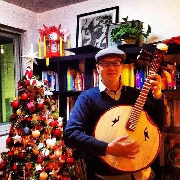 艾瑞克跑兩會 | 這個大有來頭的外籍記者,每天只用一分鐘,讓你身臨其境“學”兩會