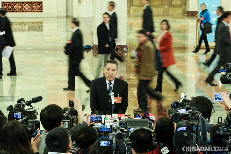 兩會上的“部長通道”