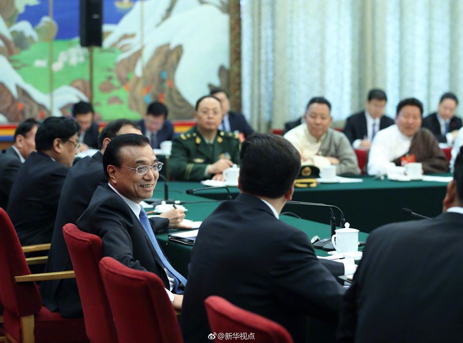 李克強參加西藏代表團審議：民族團結要像糌粑和糍粑那樣捏成團、聚成團、抱成團