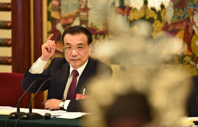 李克強(qiáng):查個地條鋼比你批個鋼鐵項目震動可大多了